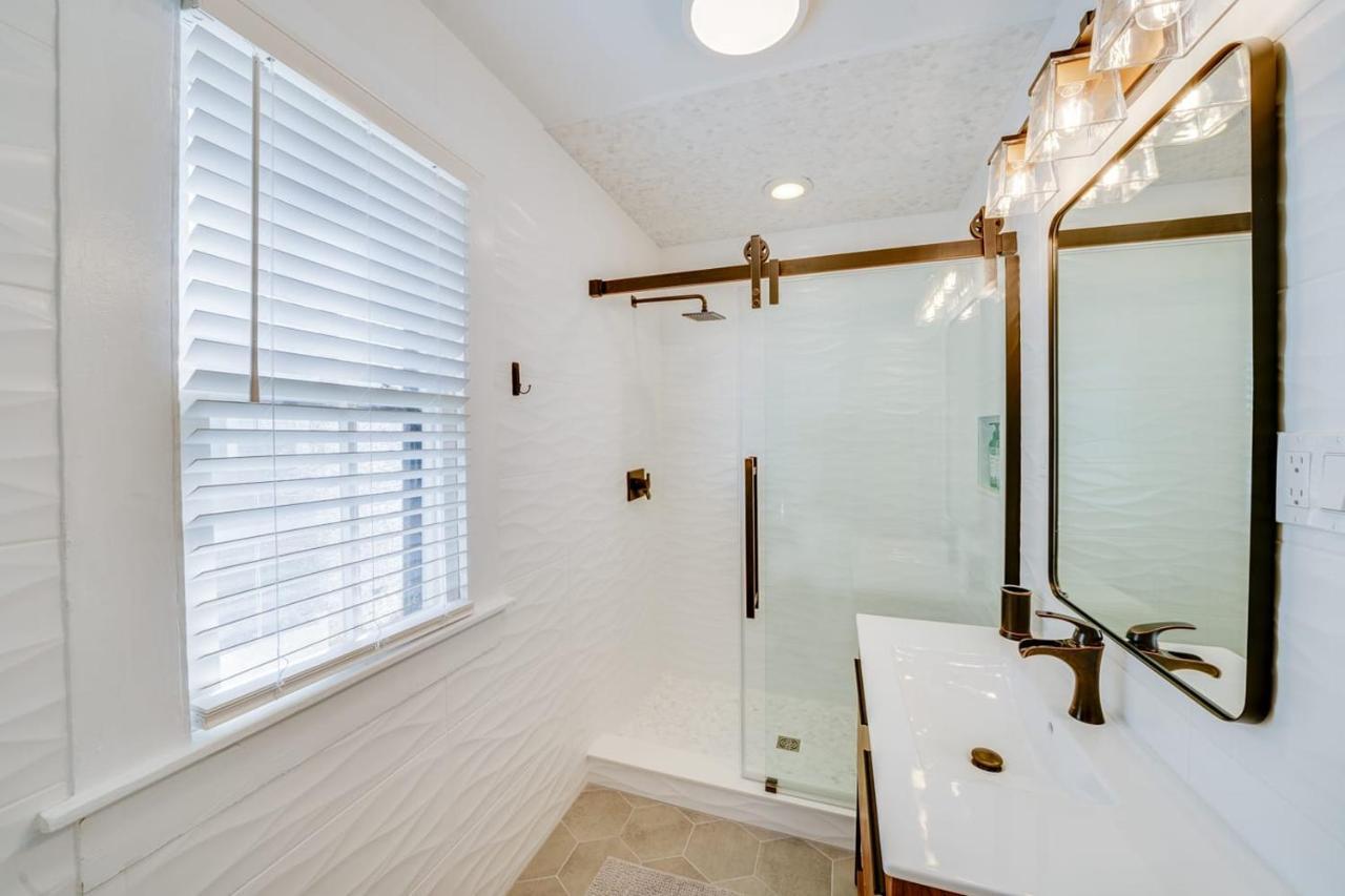 Updated Early 1900S 2Br Cottage Walking Distance To Downtown With Onsite Parking St. Augustine Exterior foto